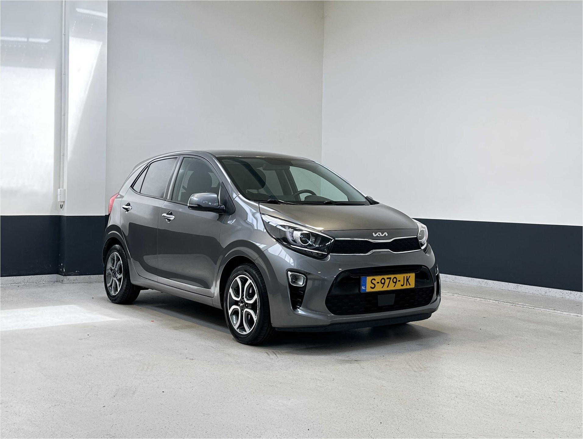 Kia Picanto 1.0 DPi DynamicPlusLine | Apple Carplay/Android auto | Climate control | Camera | NL | 1 Eig | 2023 - voorkant