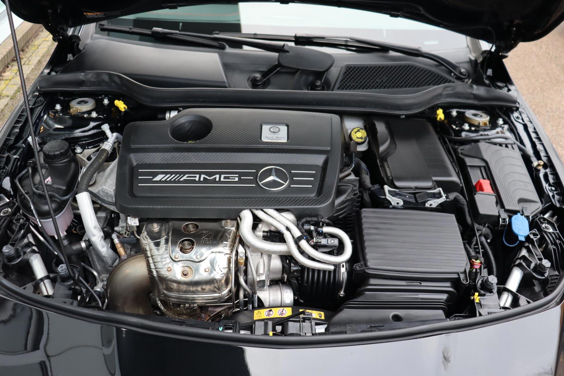 Foto van Mercedes-Benz AMG Cla 45