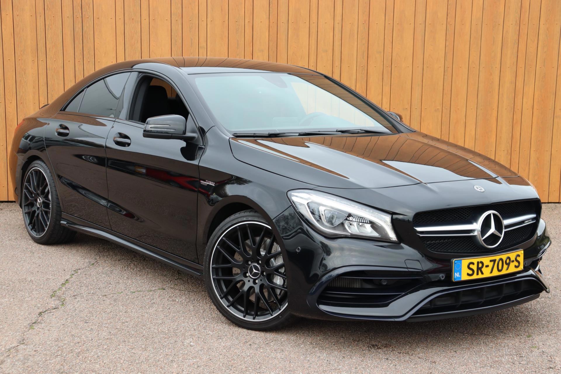 Foto van Mercedes-Benz AMG Cla 45