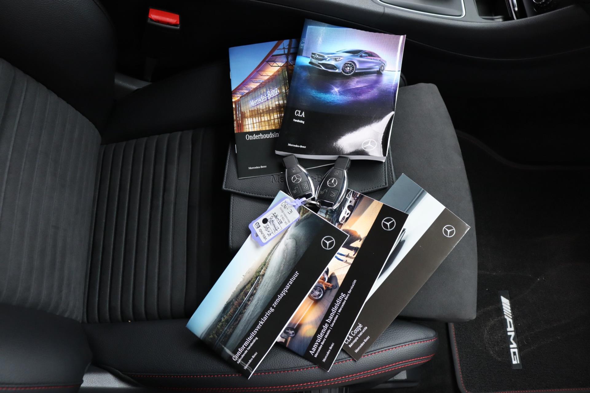 Foto van Mercedes-Benz AMG Cla 45