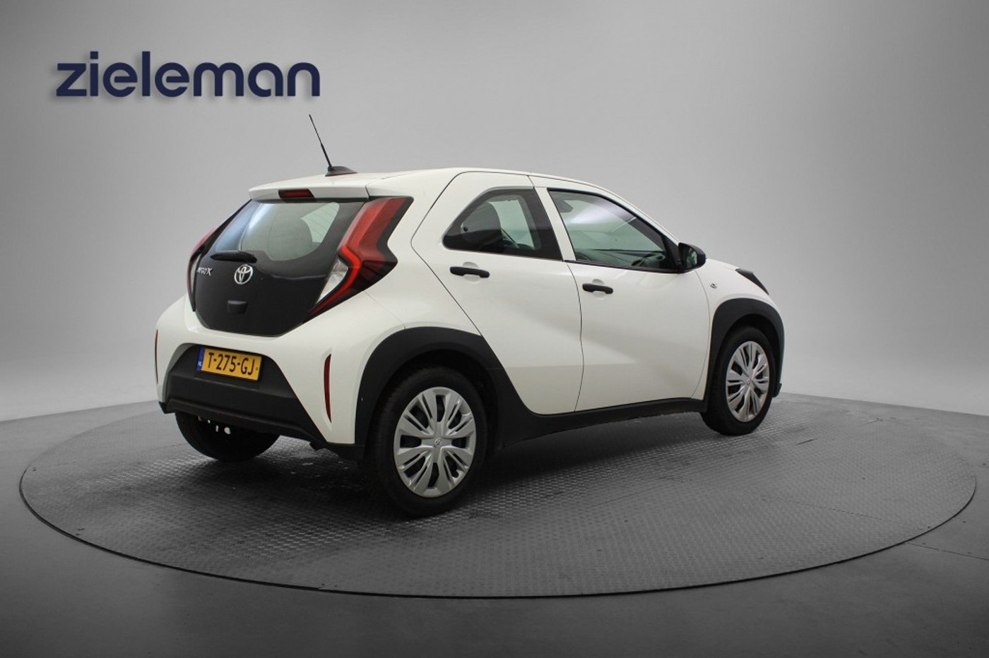 Foto van Toyota Toyota Aygo X