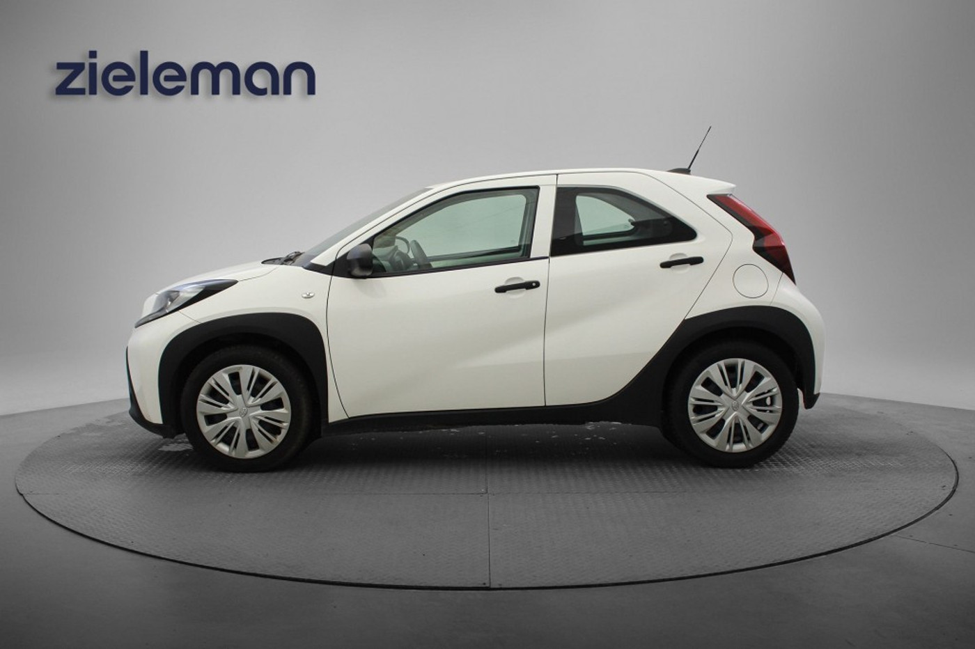 Foto van Toyota Toyota Aygo X