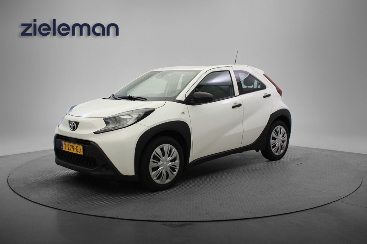 Foto van Toyota Toyota Aygo X