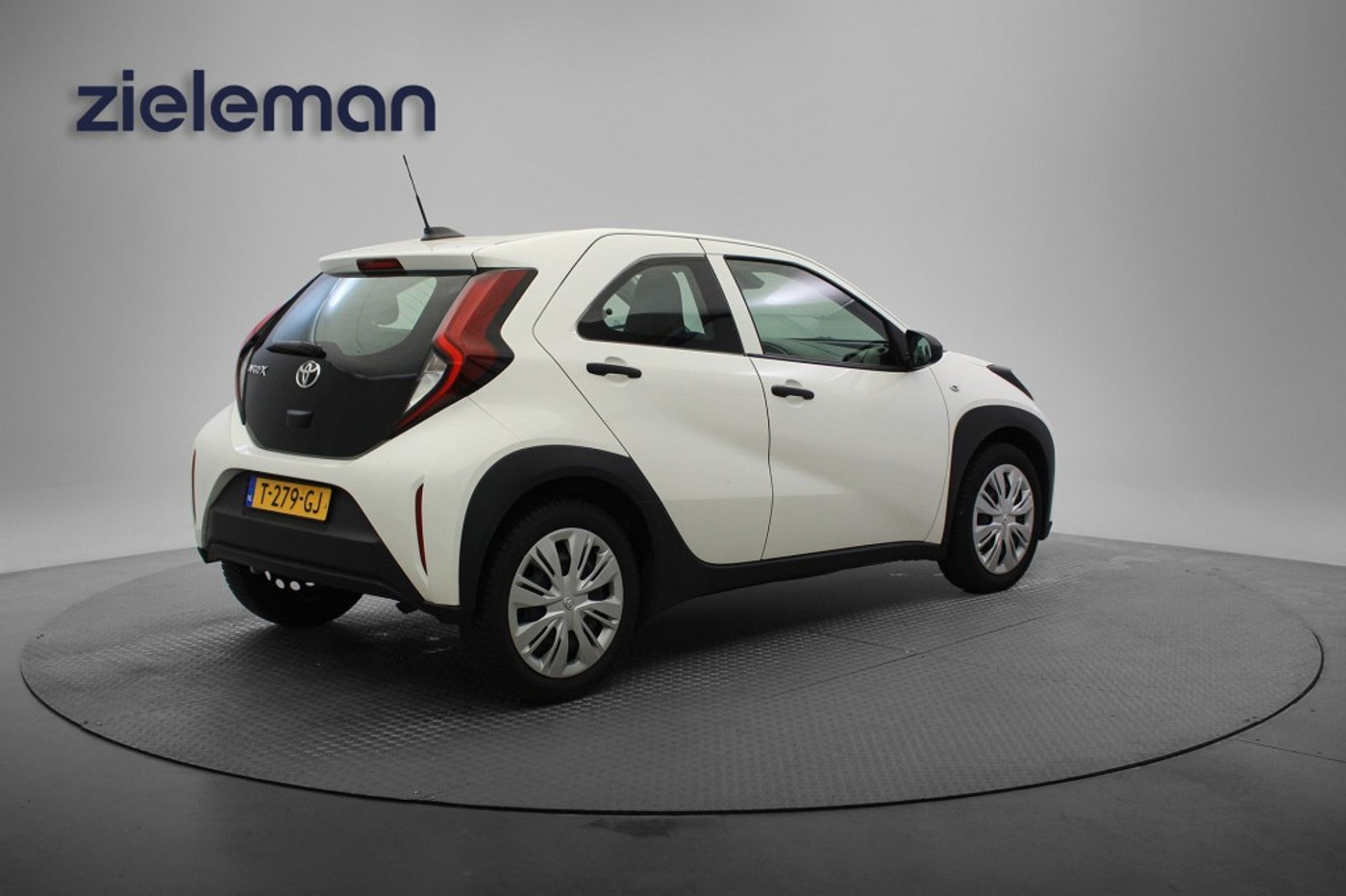 Foto van Toyota Toyota Aygo X