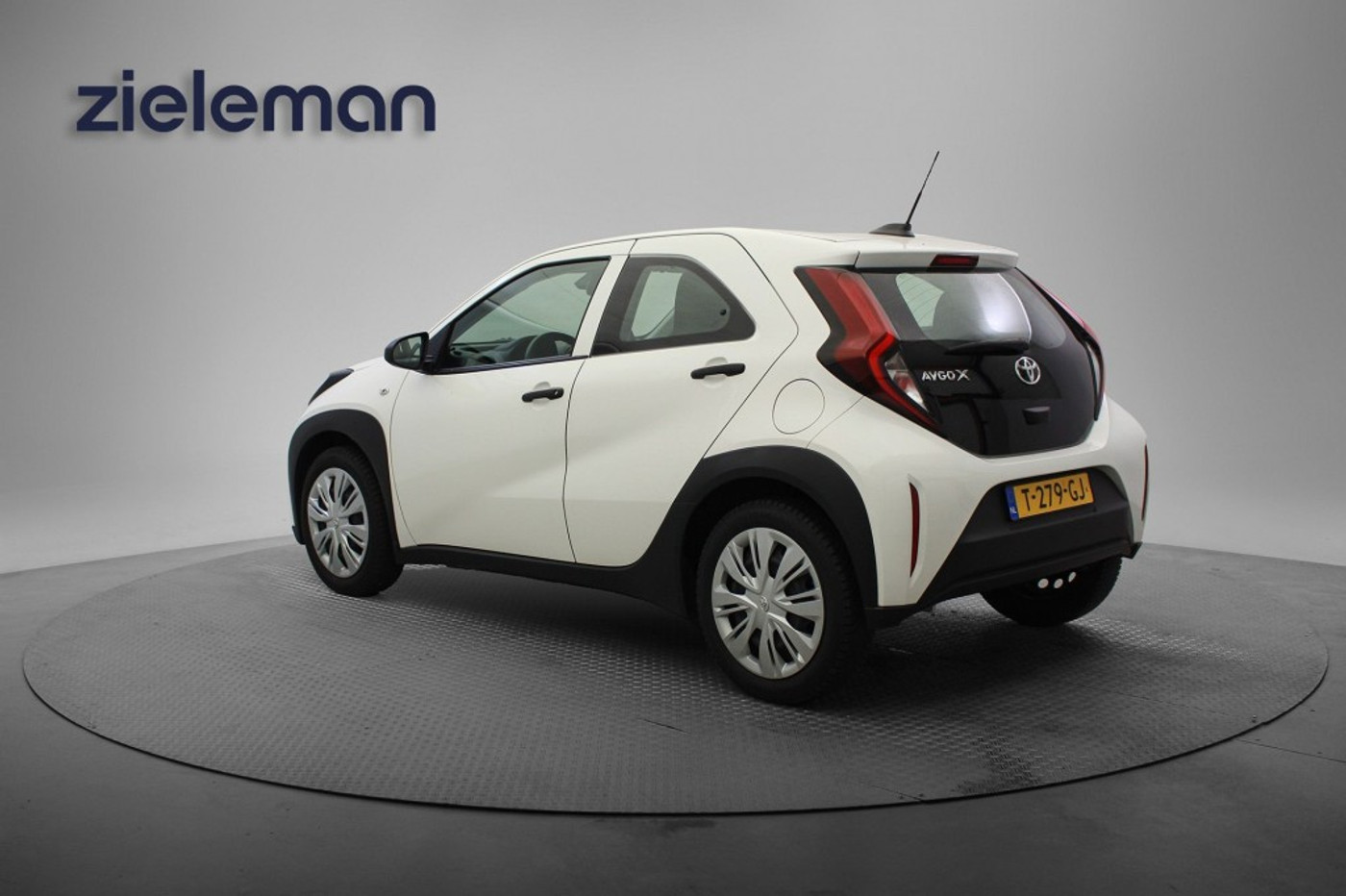 Foto van Toyota Toyota Aygo X