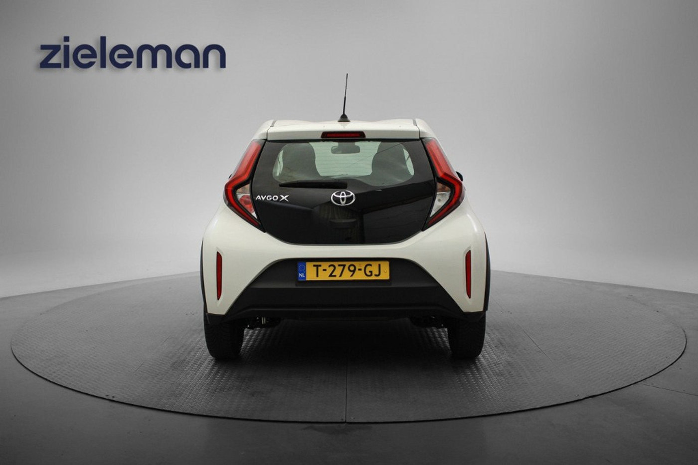 Foto van Toyota Toyota Aygo X
