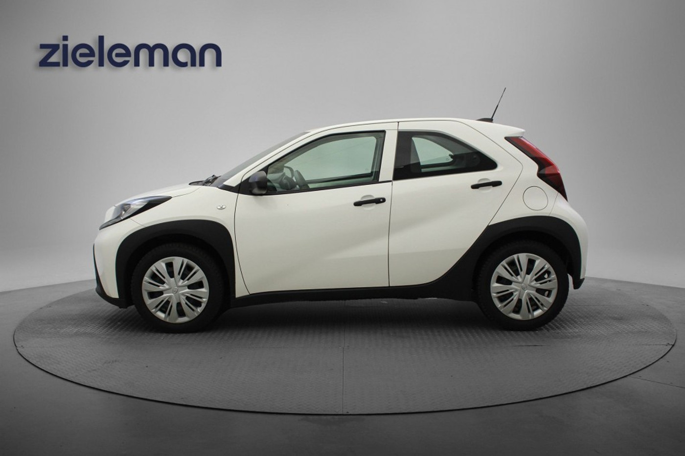 Foto van Toyota Toyota Aygo X