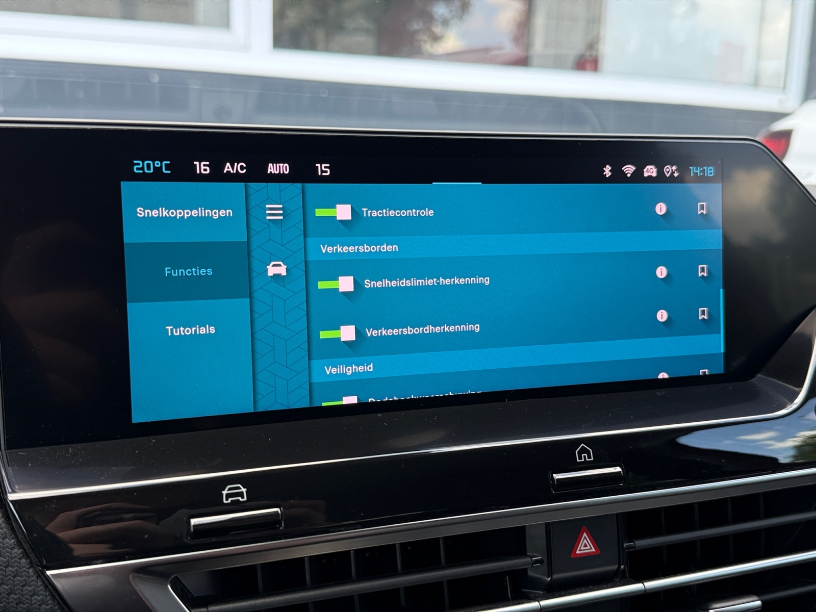 Foto van Citroen E-c4 X