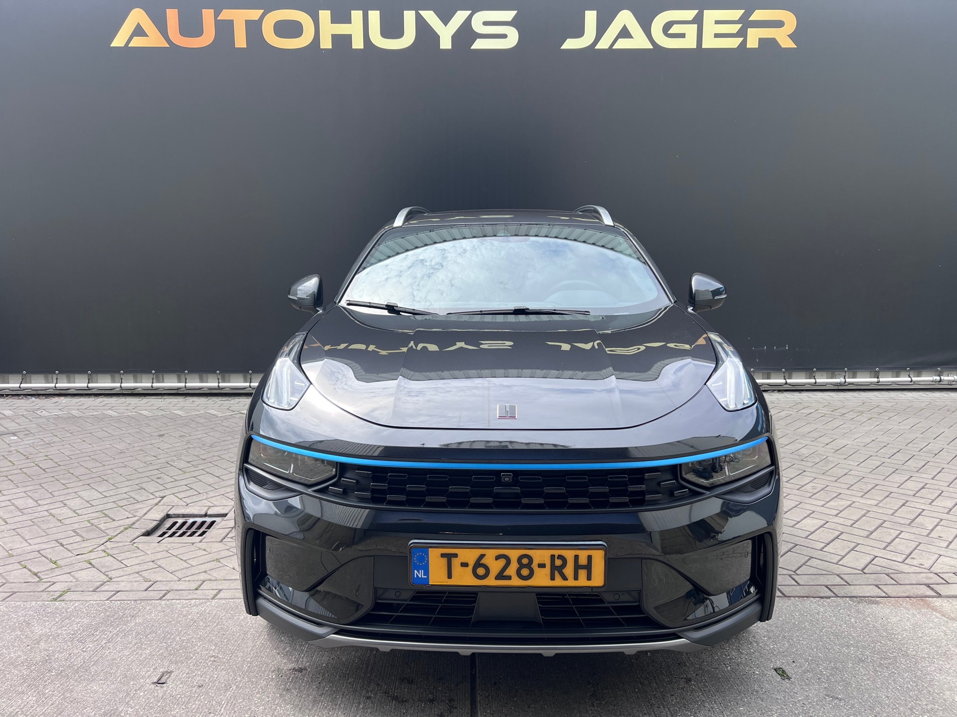 Foto van Lynk&co LYNK & Co 01
