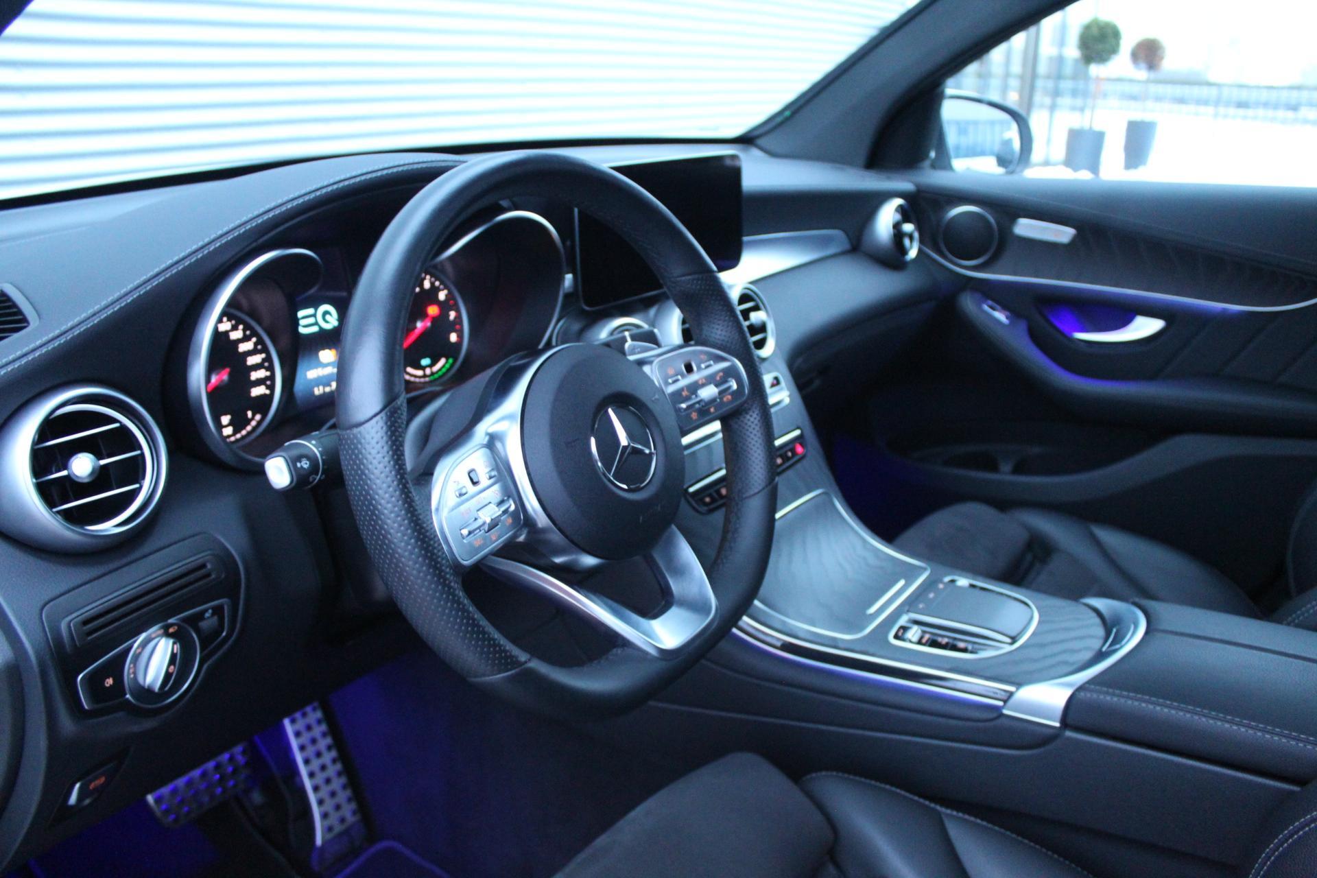 Foto van Mercedes-Benz GLC 300 E 4Matic