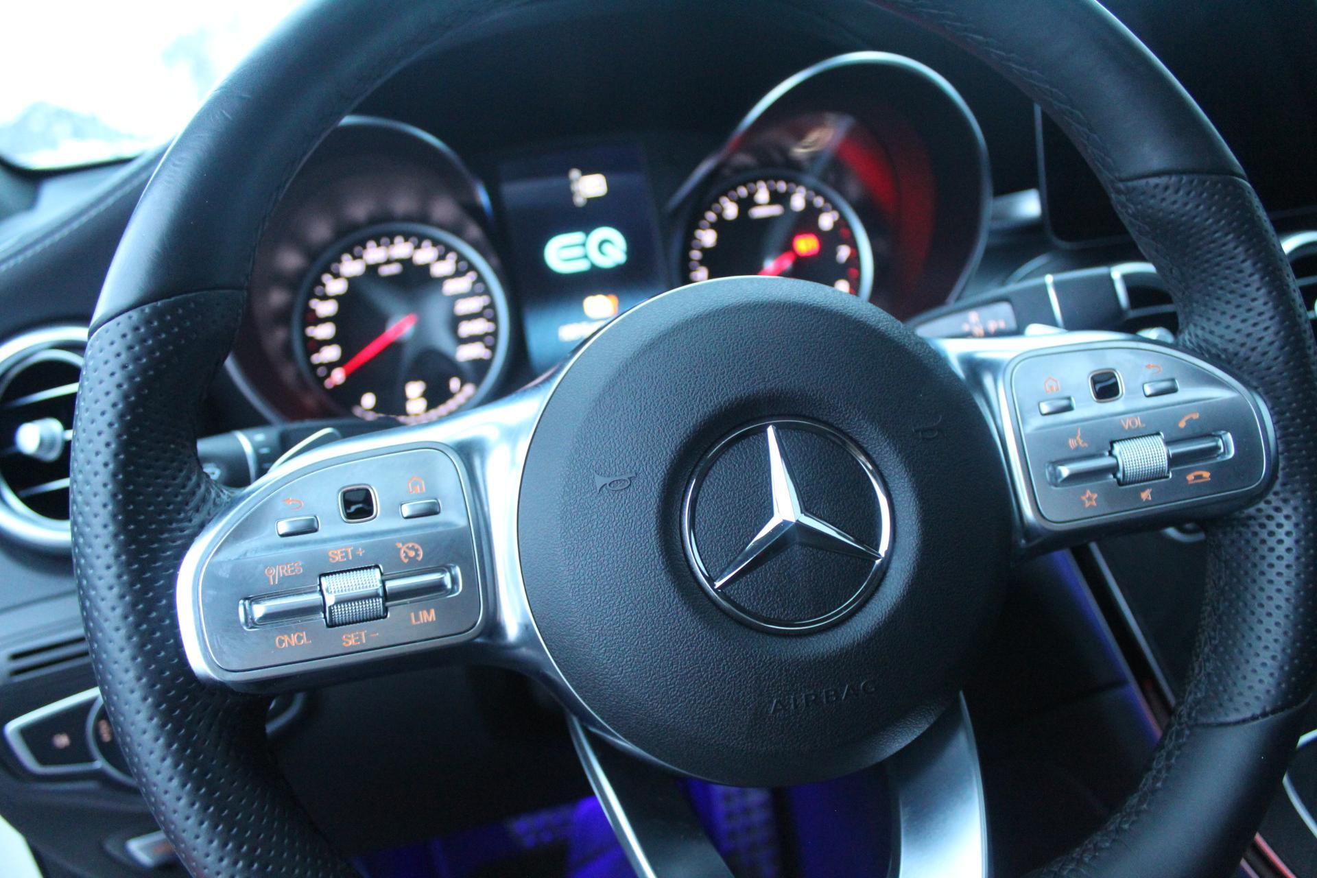 Foto van Mercedes-Benz GLC 300 E 4Matic