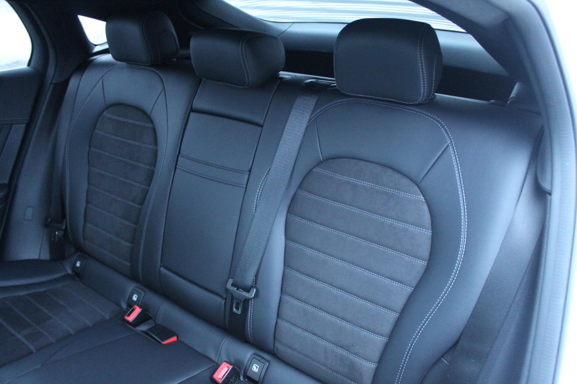Foto van Mercedes-Benz GLC 300 E 4Matic