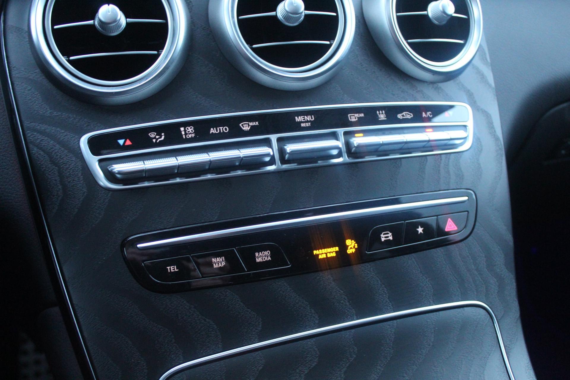 Foto van Mercedes-Benz GLC 300 E 4Matic