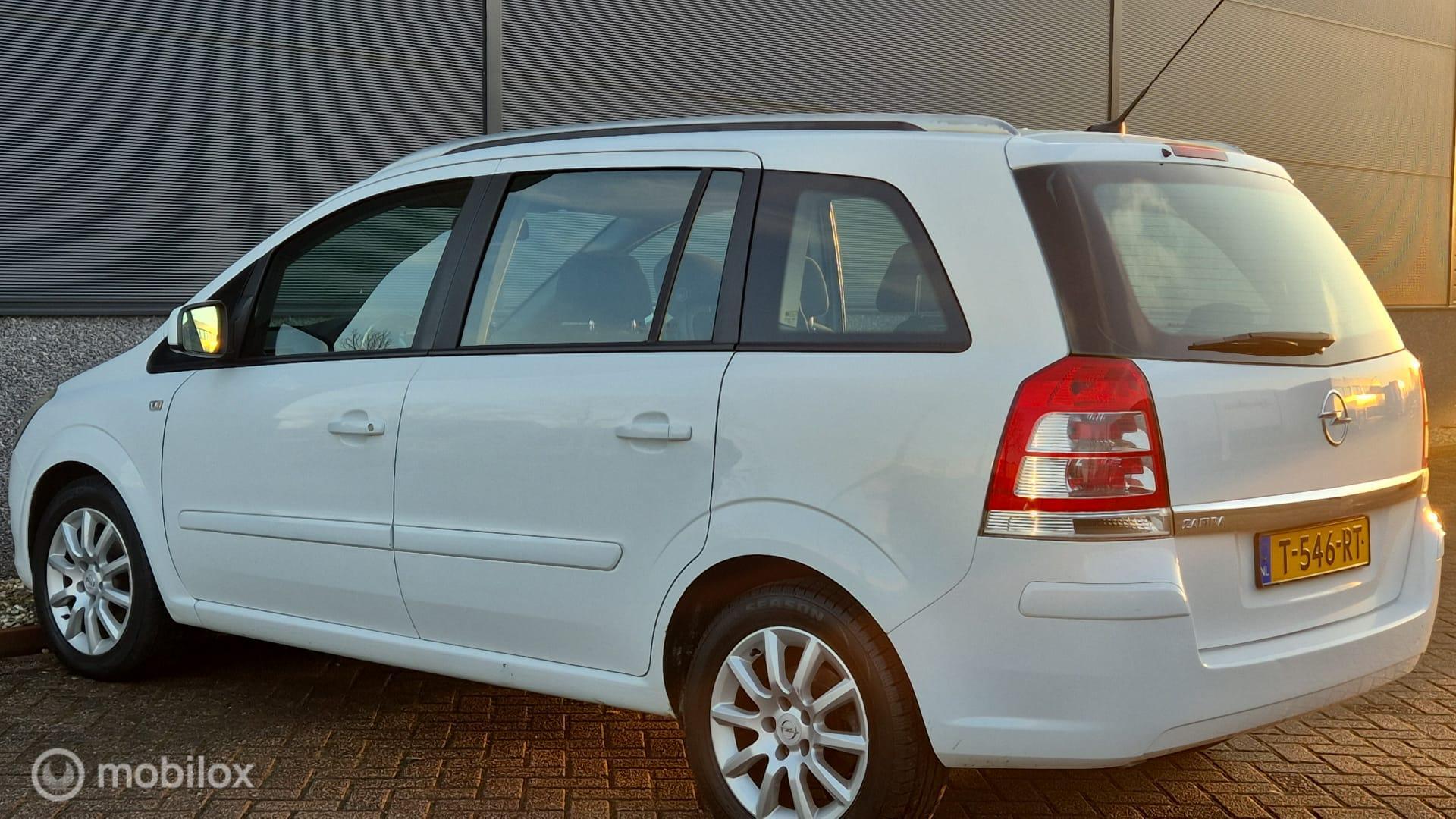 Foto van Opel Zafira
