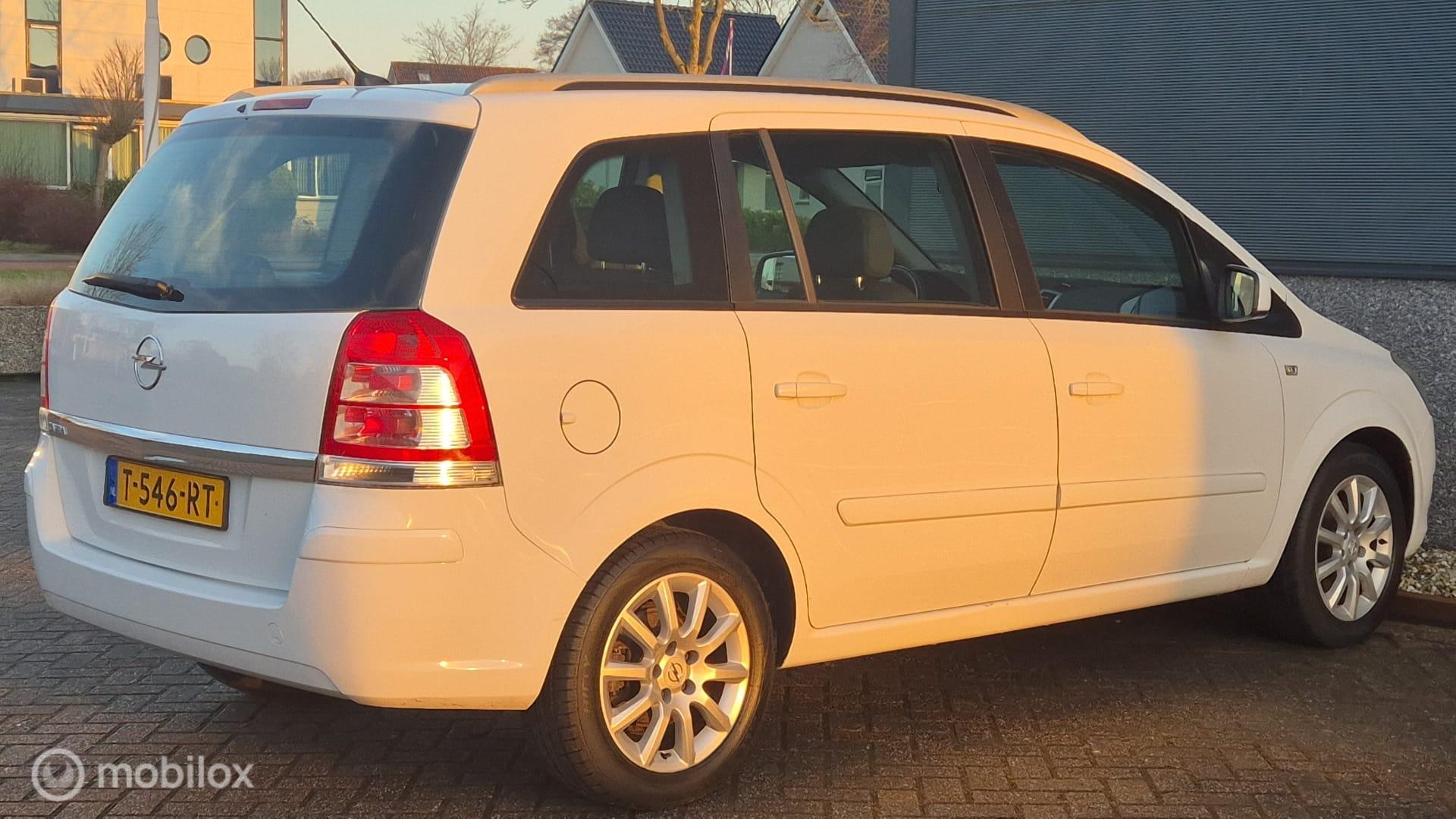 Foto van Opel Zafira