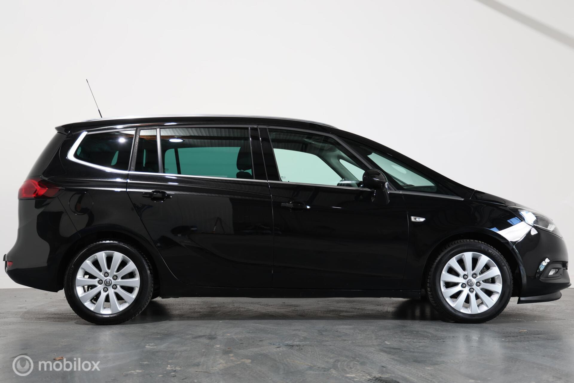 Foto van Opel Zafira Tourer