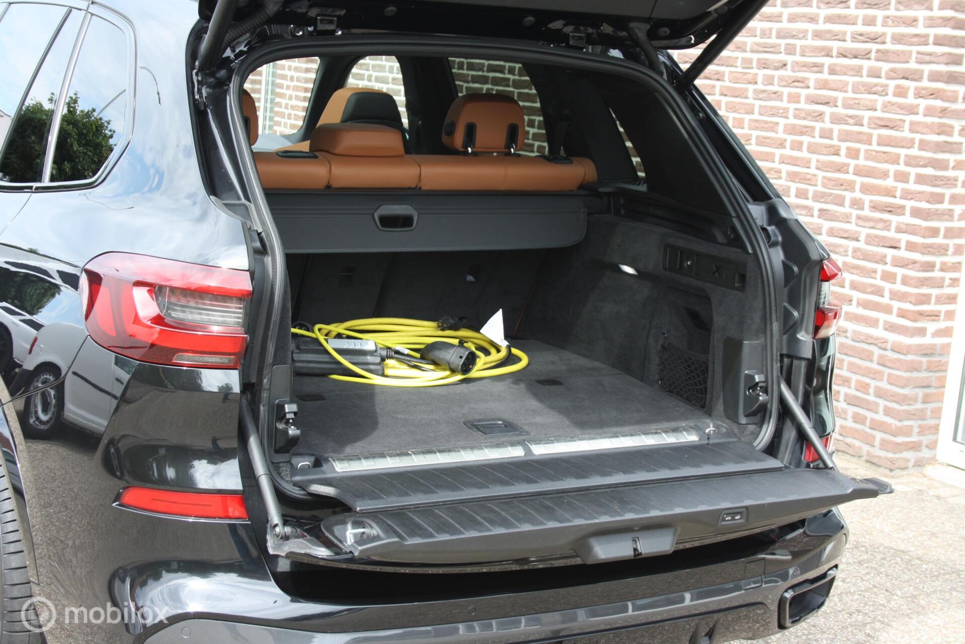 Foto van BMW X5 Xdrive45e
