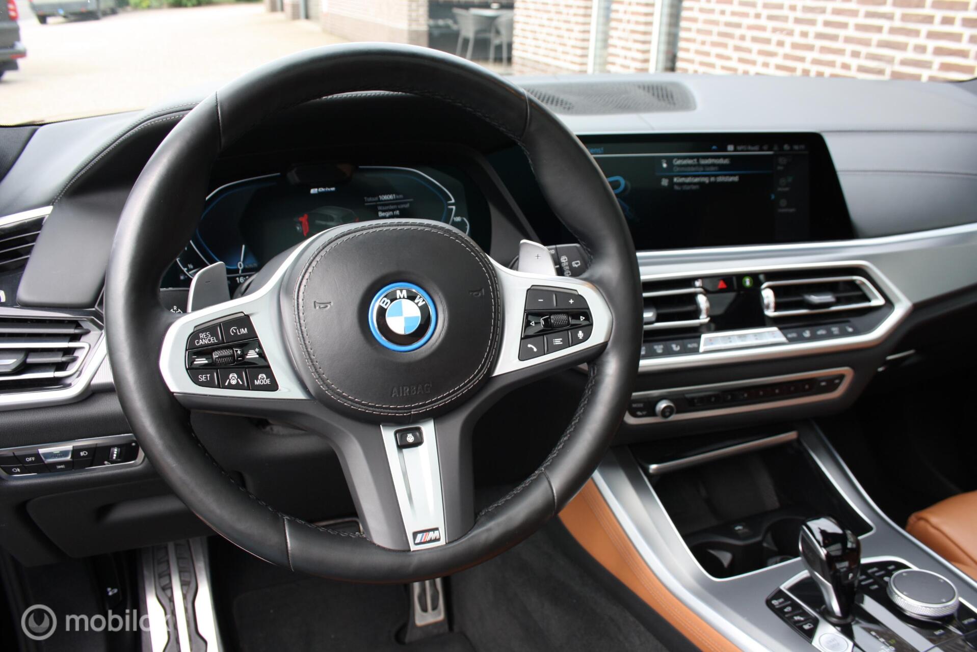 Foto van BMW X5 Xdrive45e