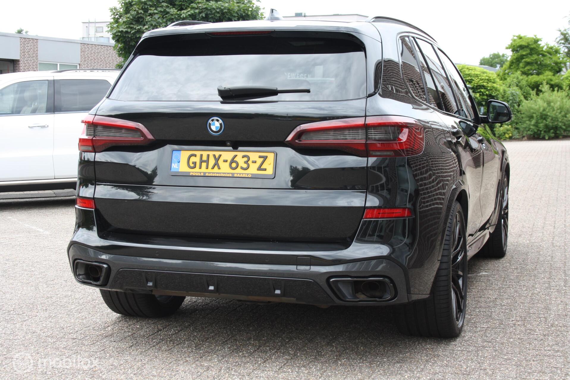 Foto van BMW X5 Xdrive45e