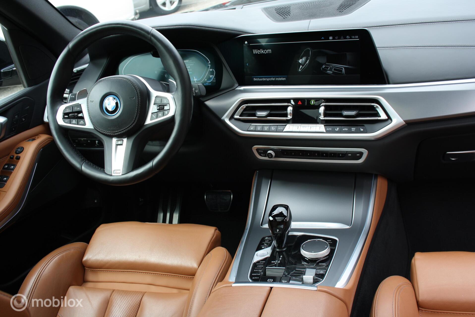 Foto van BMW X5 Xdrive45e
