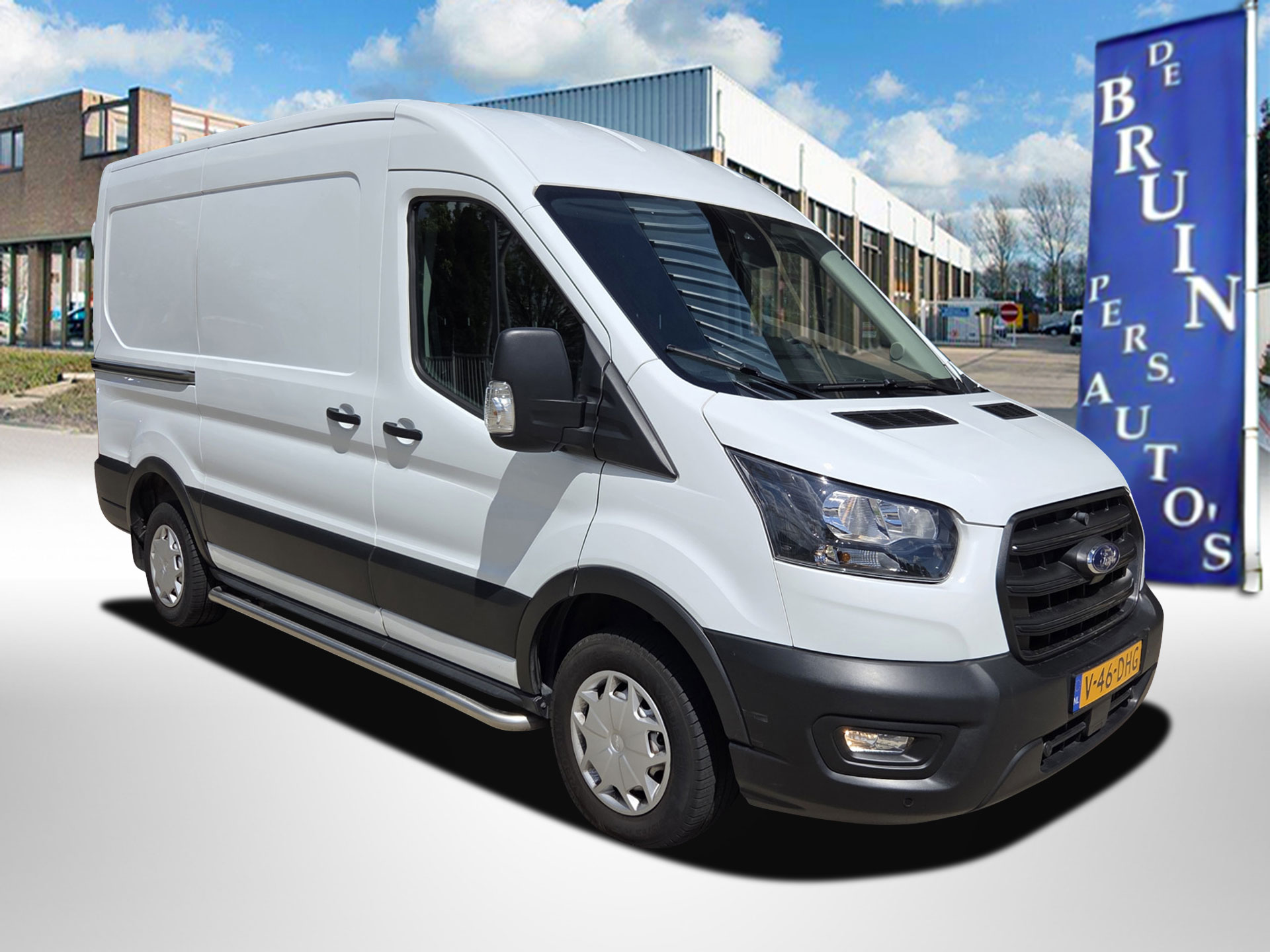 Ford Transit 2.0 TDCI L2H2 Trend Airco Cruisecontrol Trekhaak 2024 - voorkant