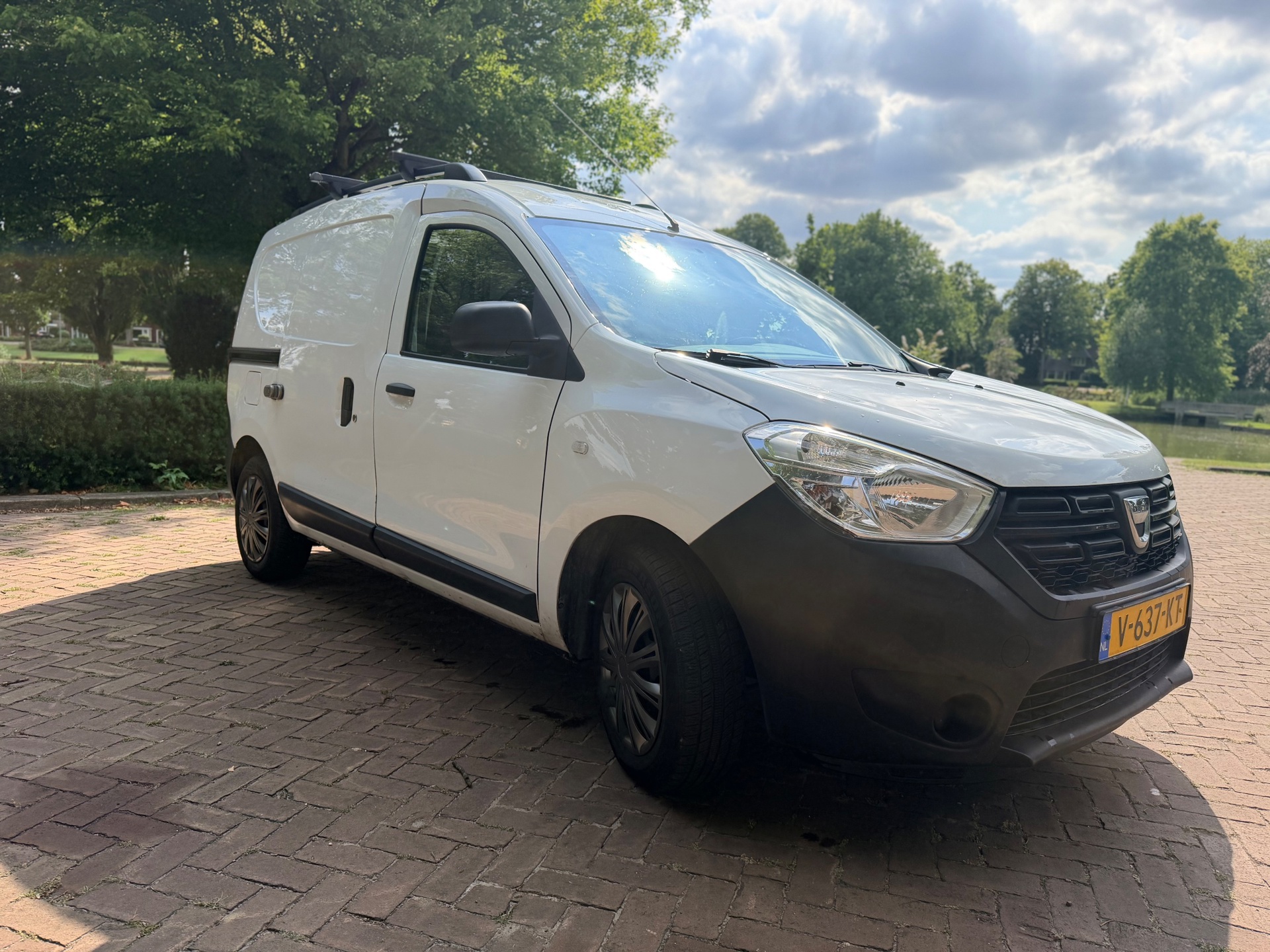 Foto van Dacia Dokker