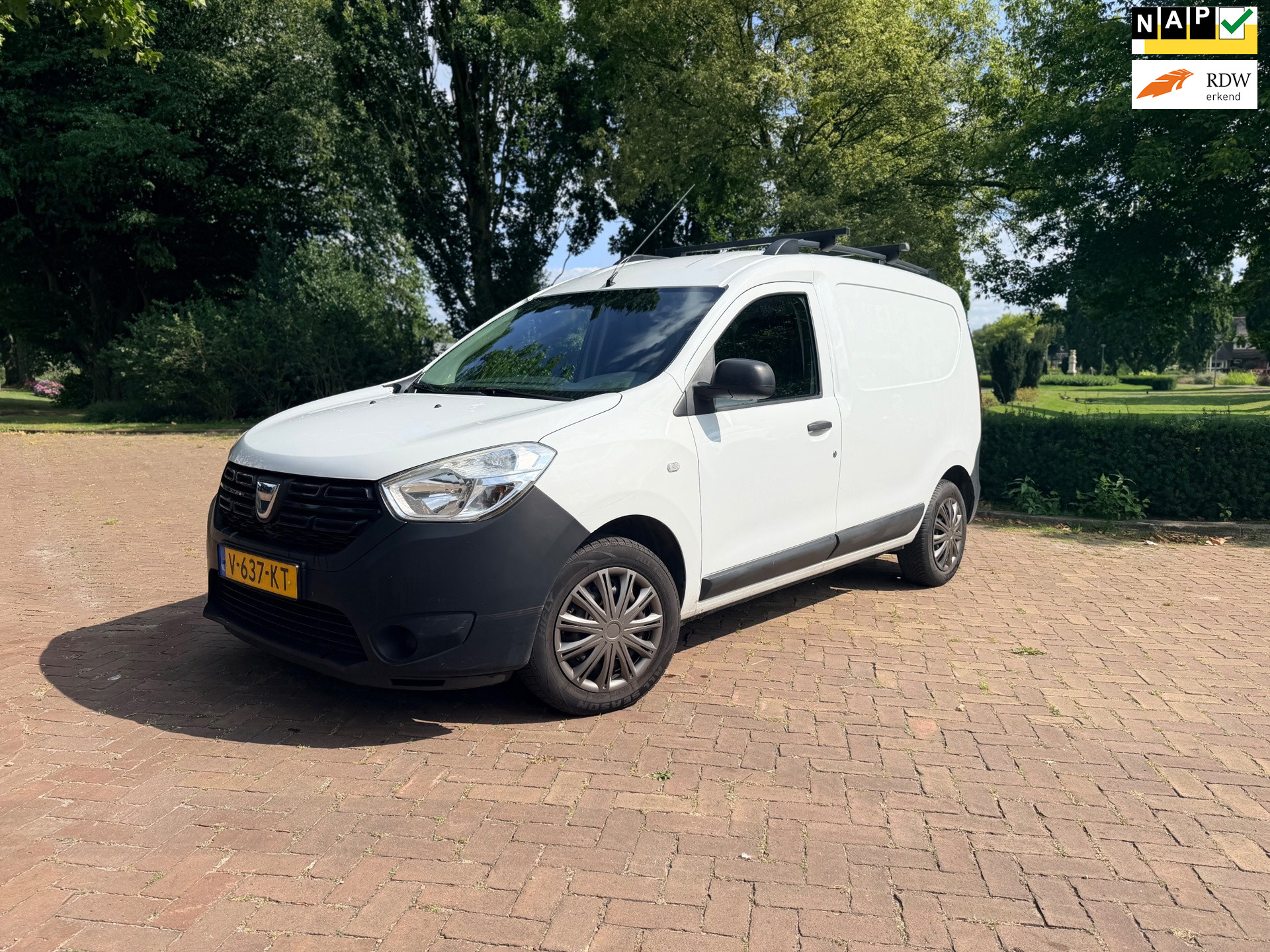 Dacia Dokker 1.5 dCi 75 Ambiance | Trekhaak | Airco | NAP 2018 - voorkant