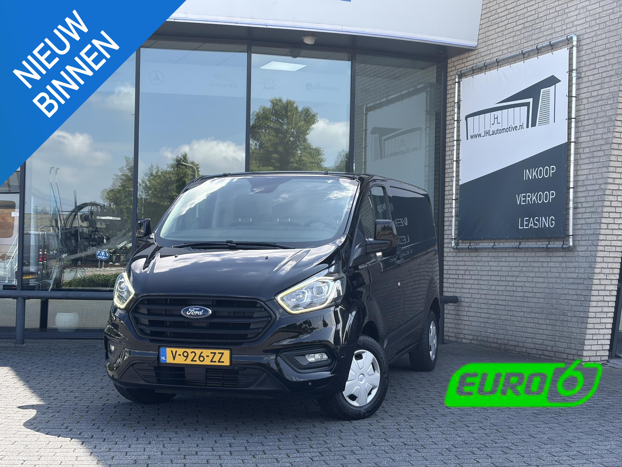 Ford Transit Custom 280 2.0 TDCI L1H1*HAAK*CAM*CRUISE*A/C*3-P*NAVI*PDC 2019 - voorkant