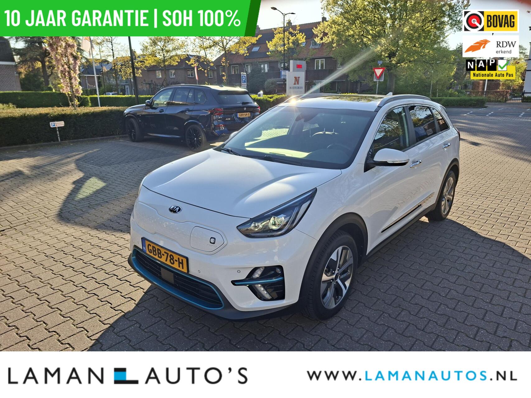 Kia Niro ExecutiveLine 64 kWh | 10 Jaar Garantie | SOH 100% | Open dak Leder JBL CarPlay ECC Nav ACC 17" LMV All-Season banden LED Camera Parelmoer | EV Voorschoten 2021 - voorkant