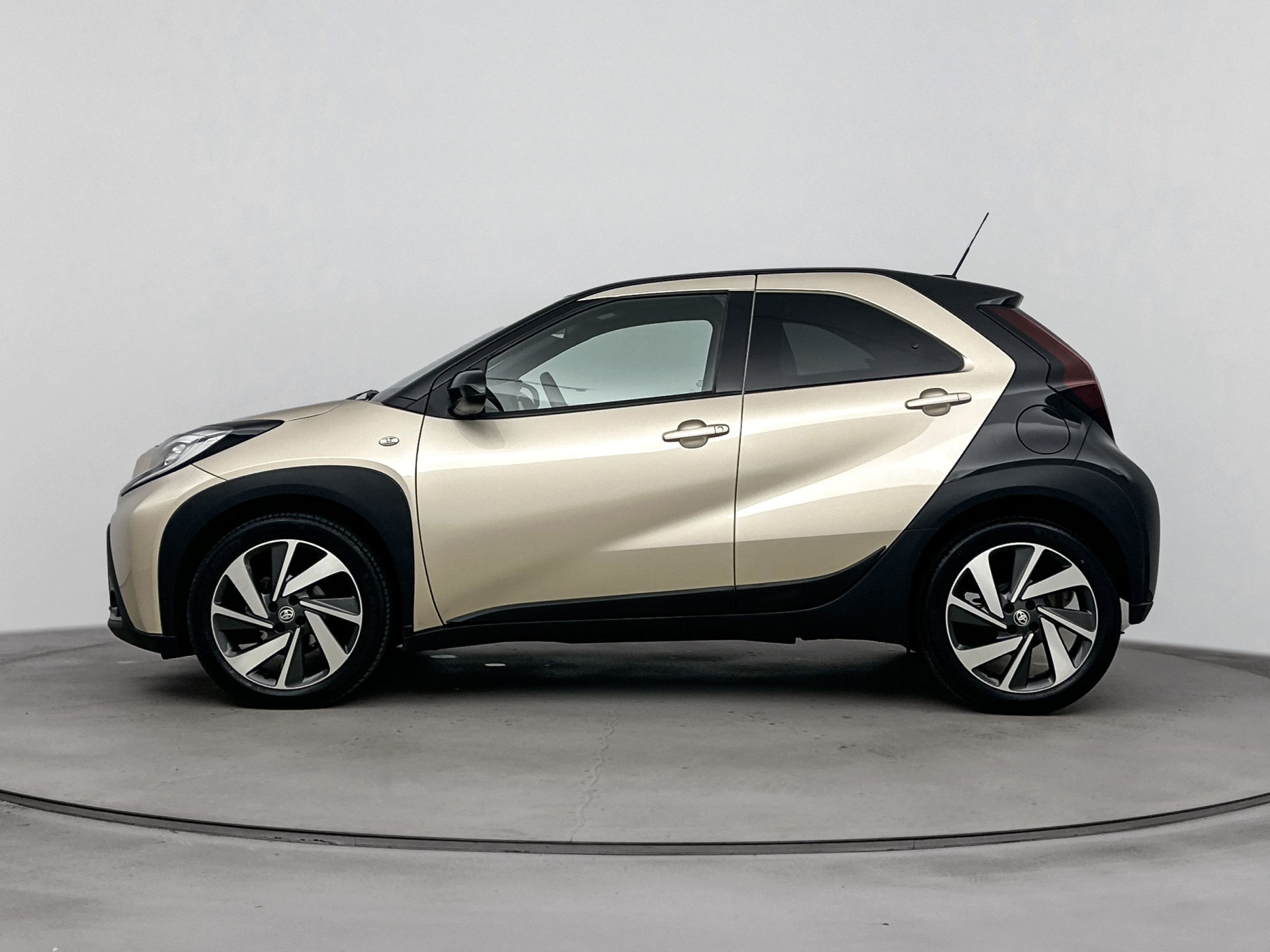 Foto van Toyota Toyota Aygo X