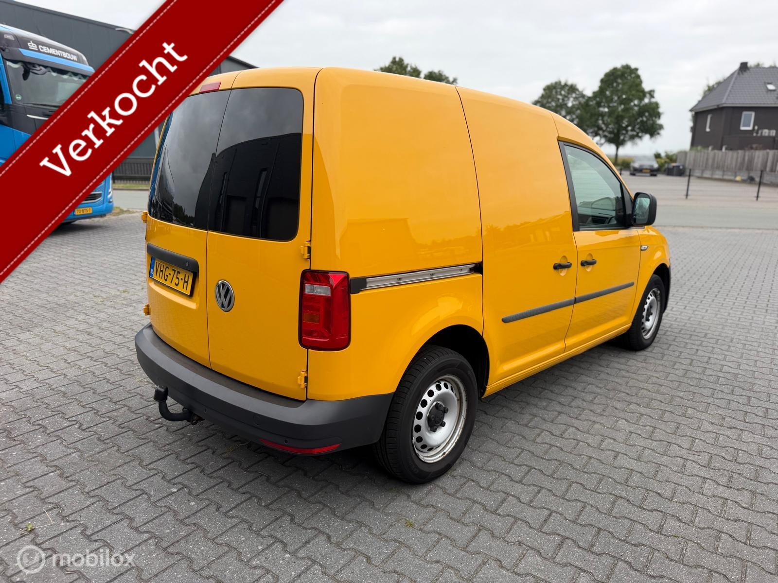 Foto van Volkswagen Caddy Modified Partition Wall