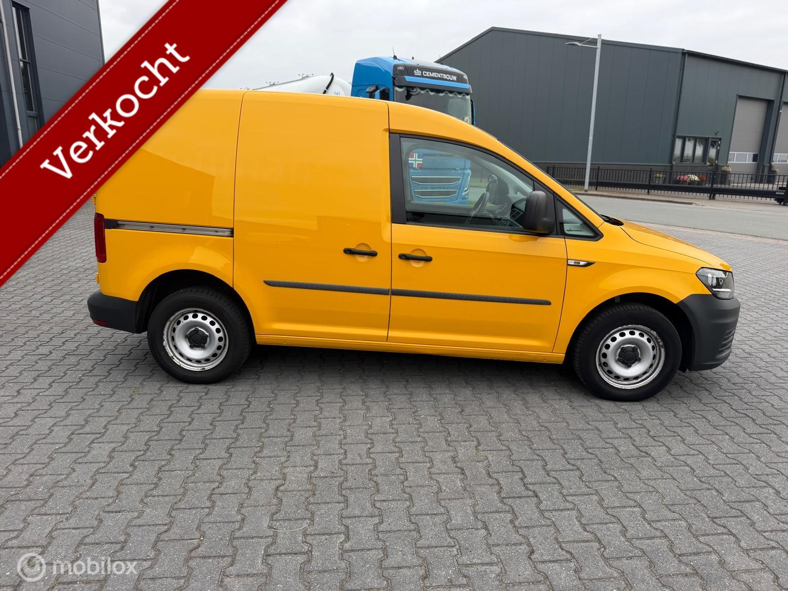 Foto van Volkswagen Caddy Modified Partition Wall