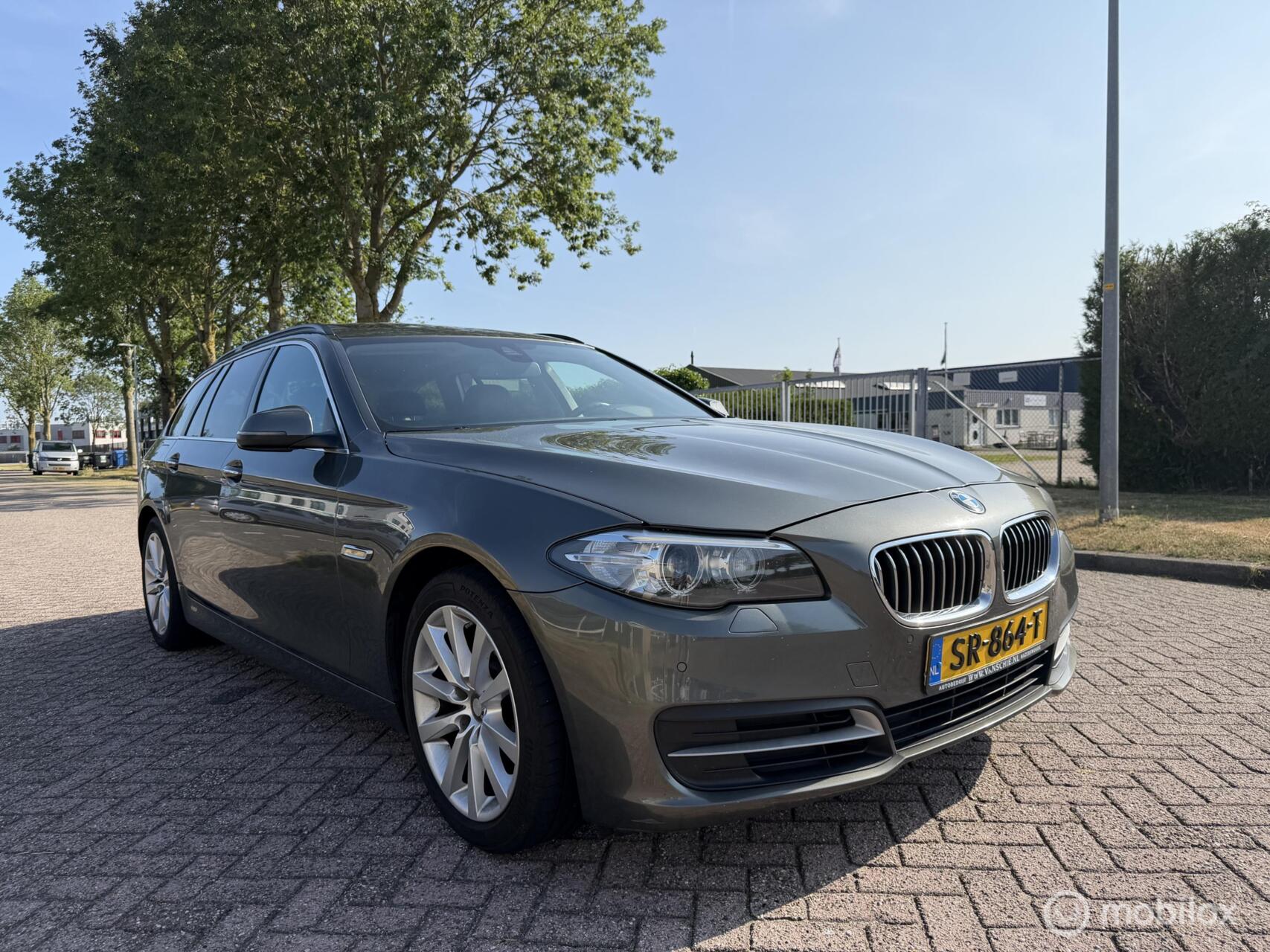BMW 520d 520d Luxury Edition Vol Opties! 2014 - voorkant