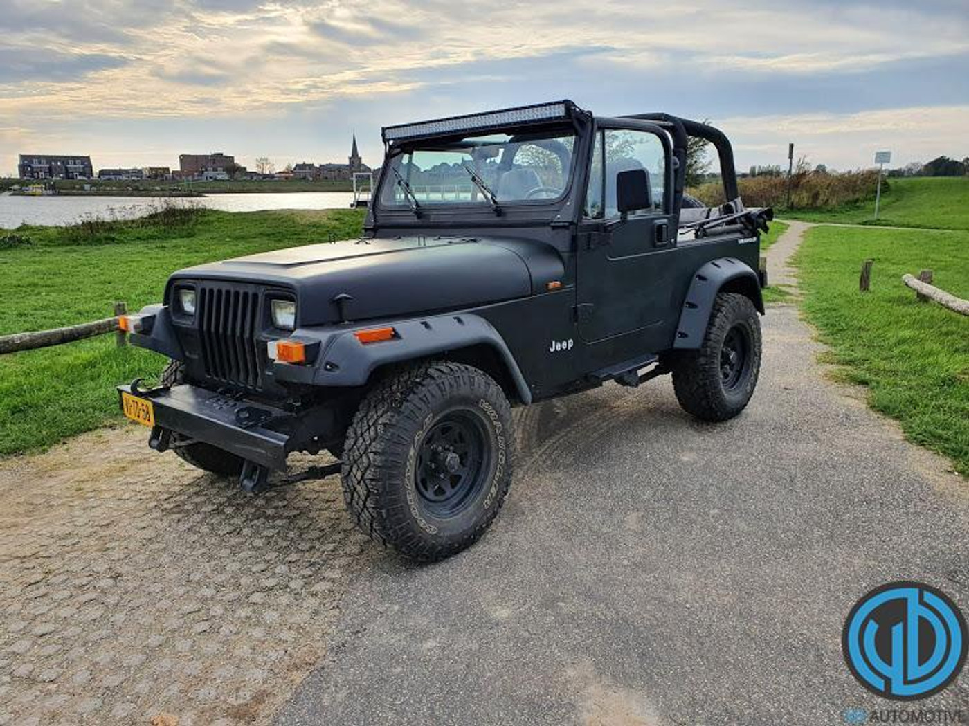 Jeep Wrangler 4.0i High Output 1996 - voorkant