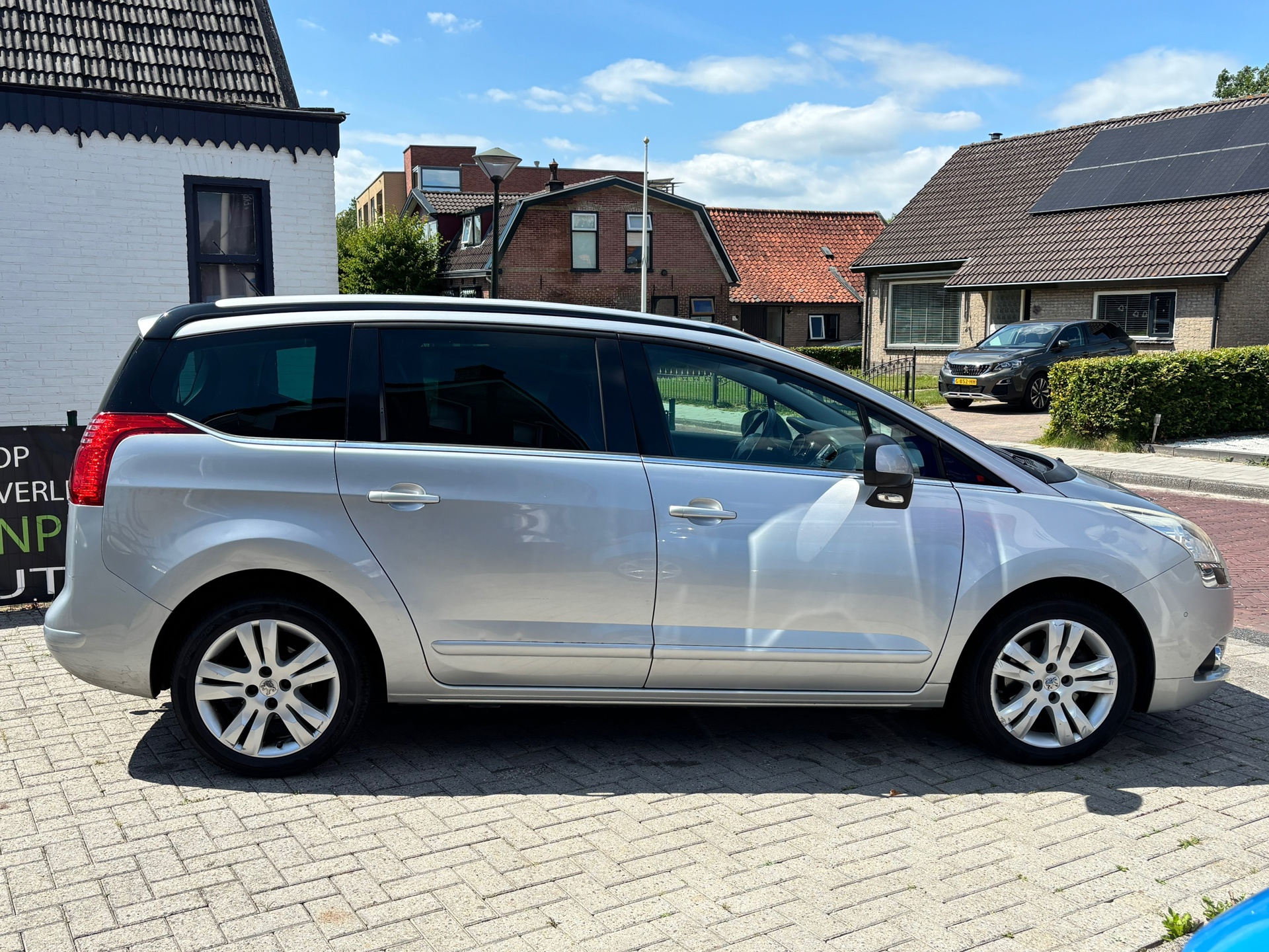 Foto van Peugeot 5008