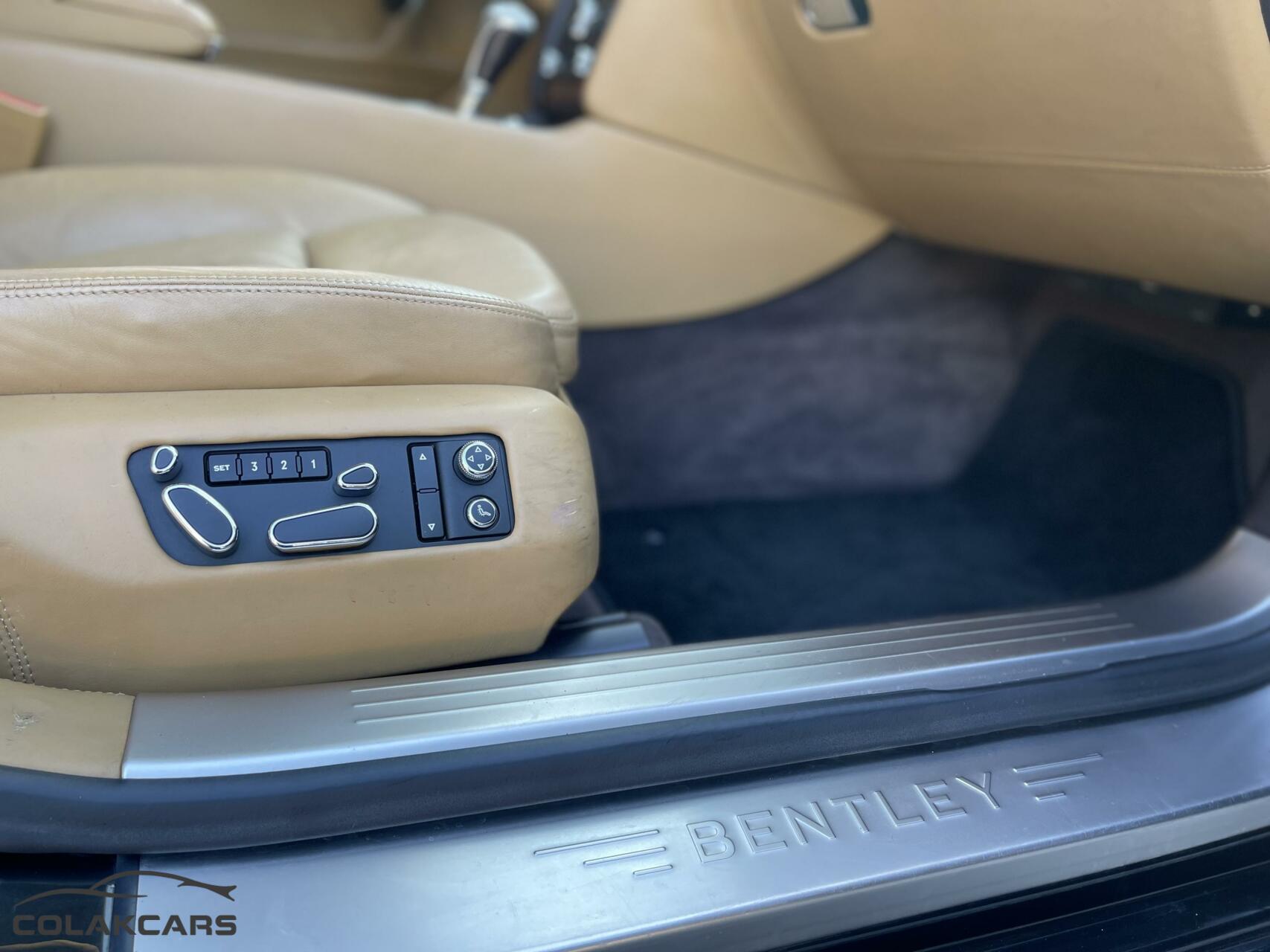 Foto van Bentley Continental GT