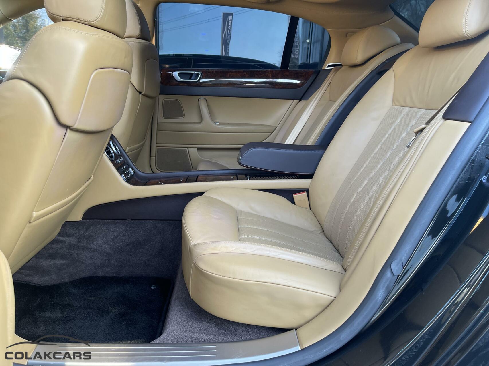 Foto van Bentley Continental GT