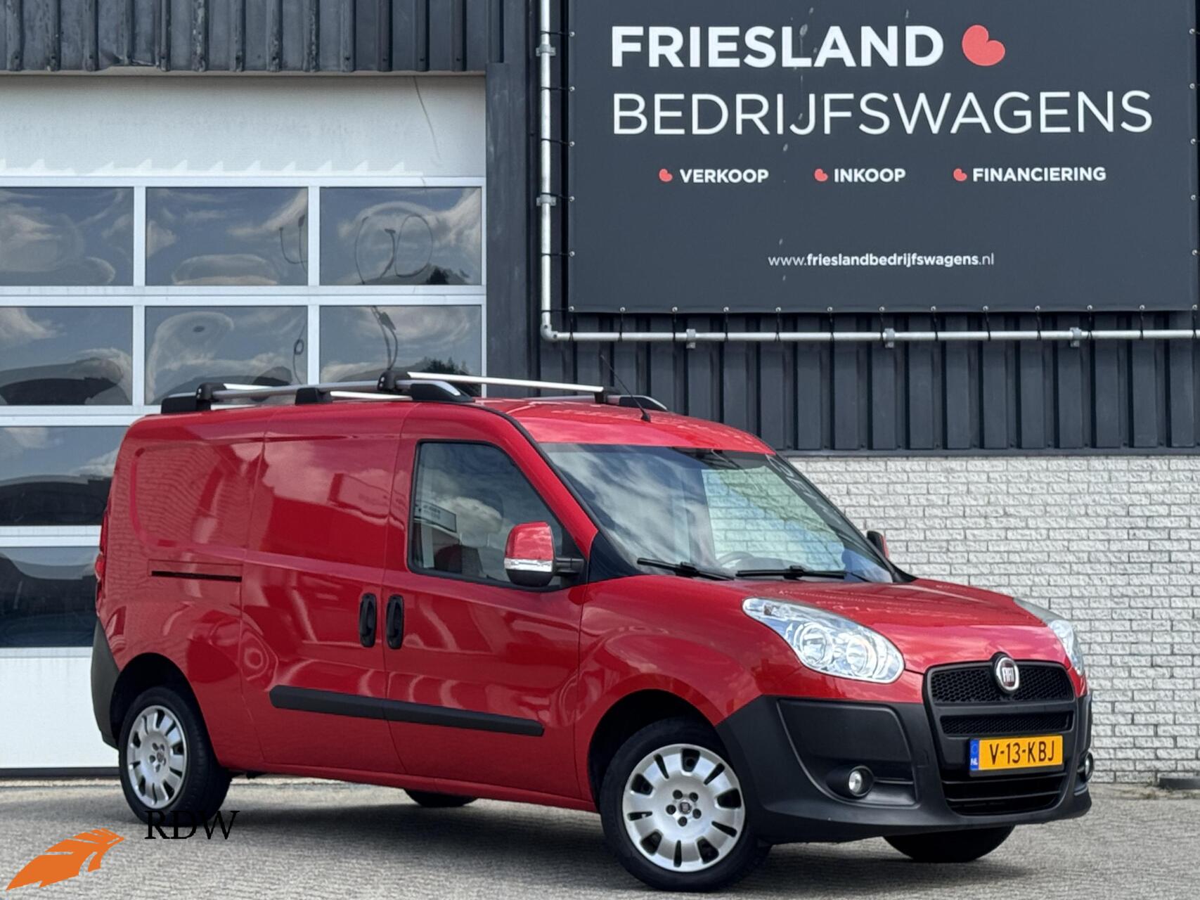 Fiat Fiat Doblo 1.4 SX Maxi slechts 71.695km 2013 - voorkant
