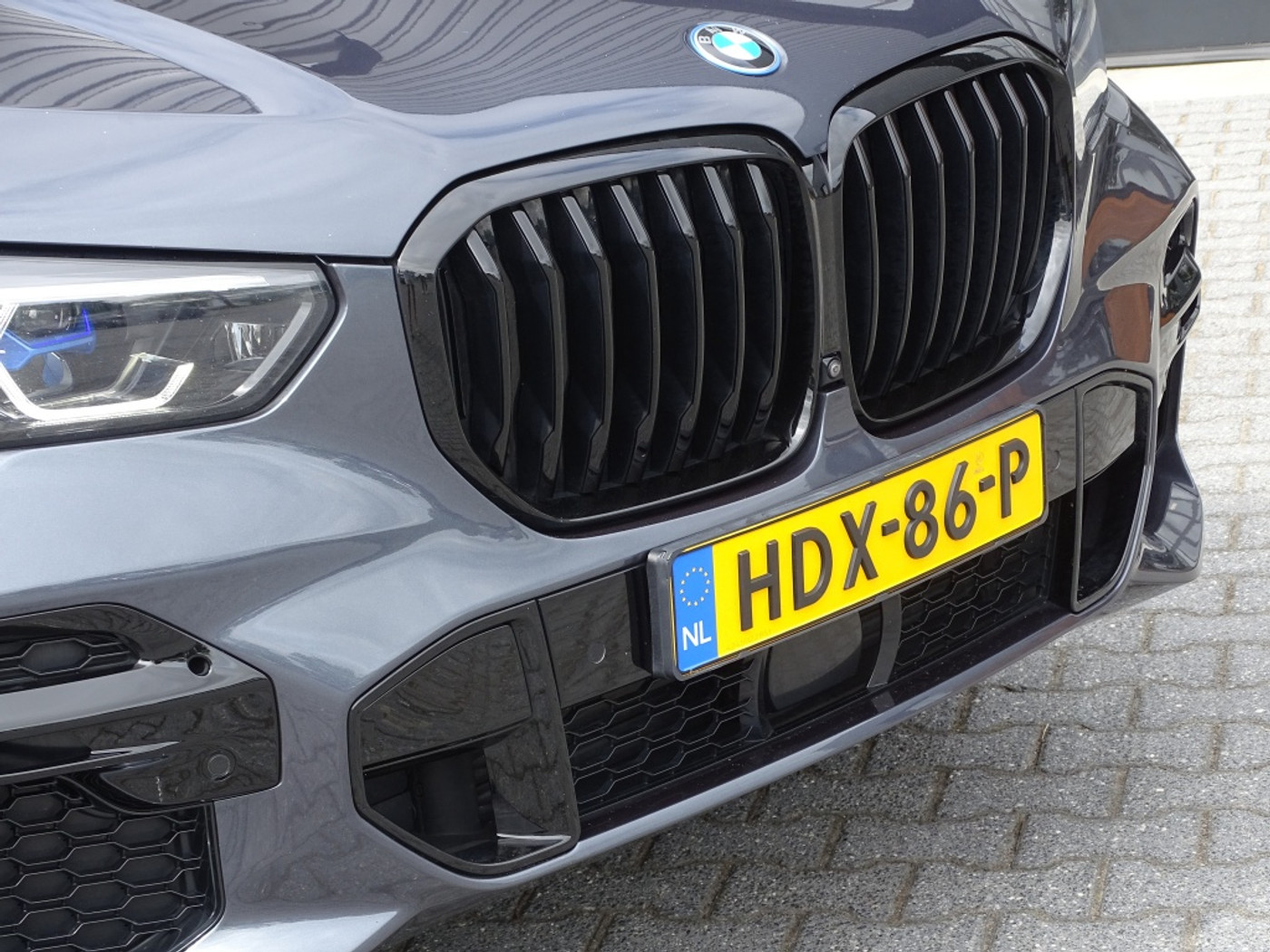 Foto van BMW X5 Xdrive45e