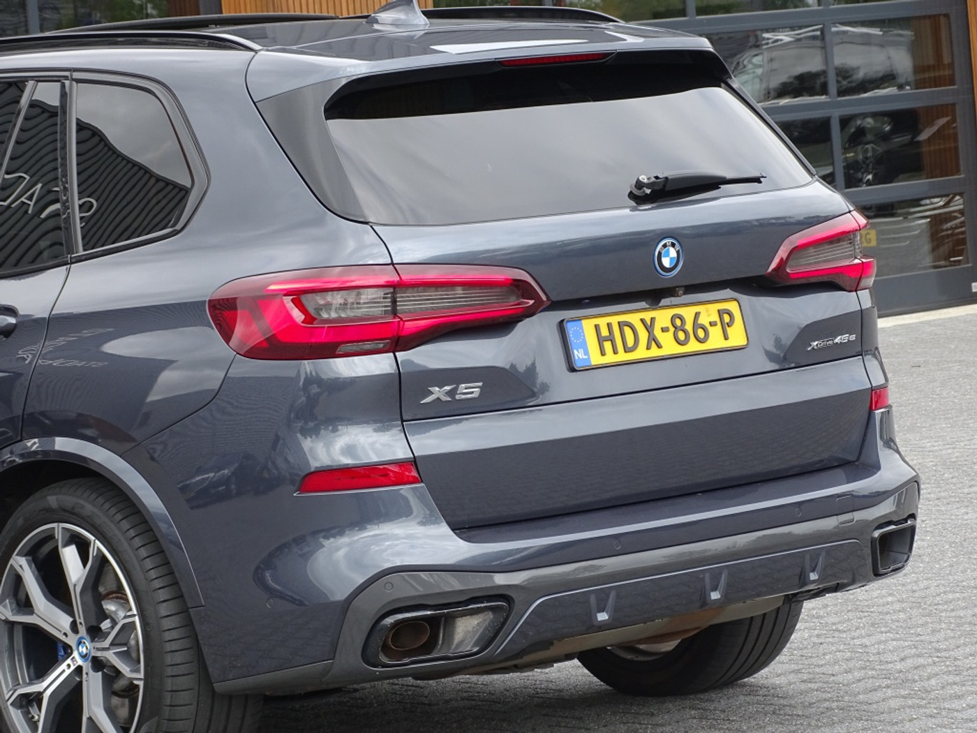 Foto van BMW X5 Xdrive45e