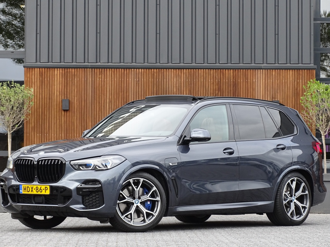 BMW X5 Xdrive45e xDrive45e High Executive 2021 - voorkant