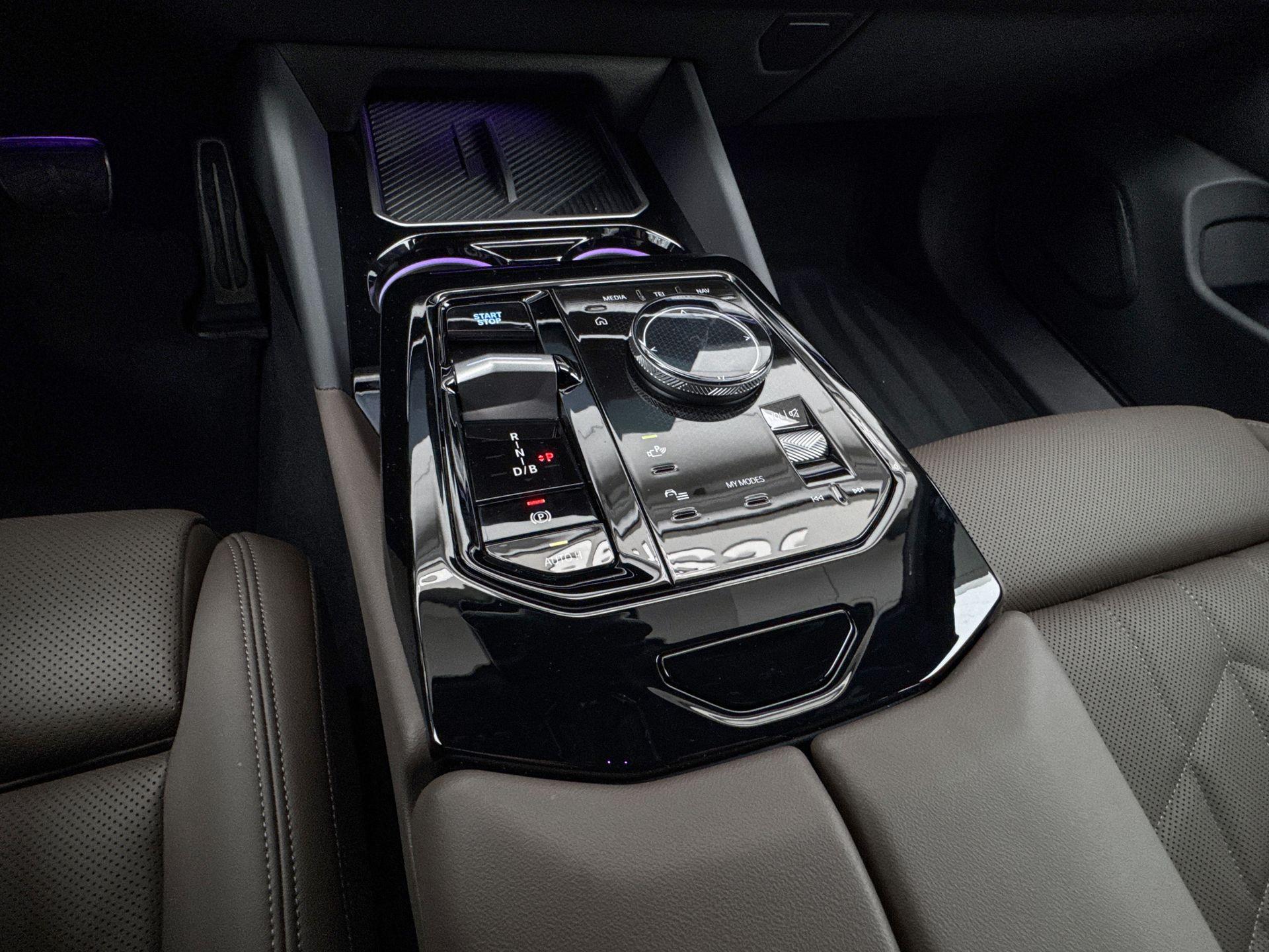 Foto van BMW I5 M60 xDrive