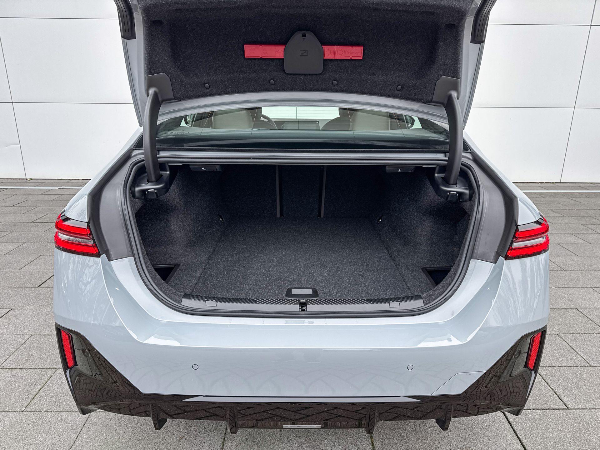 Foto van BMW I5 M60 xDrive