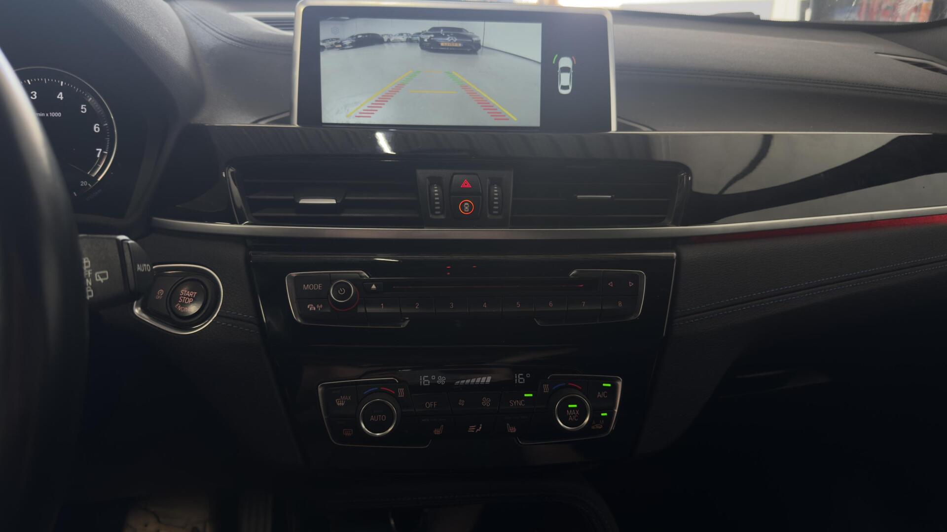 Foto van BMW X2 Sdrive20i
