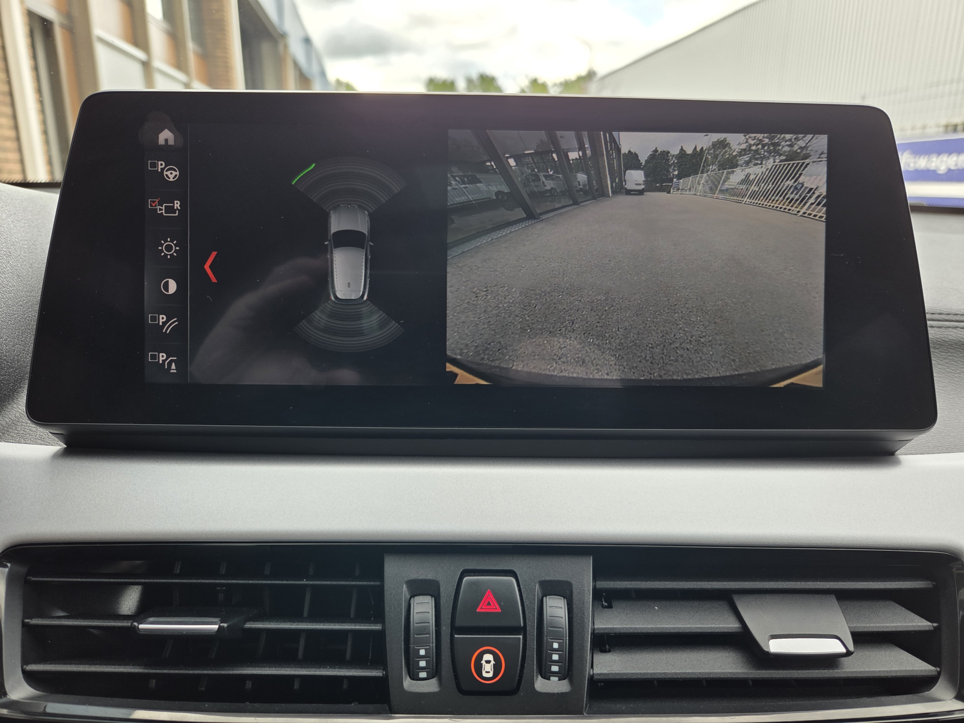 Foto van BMW X2 Xdrive25e