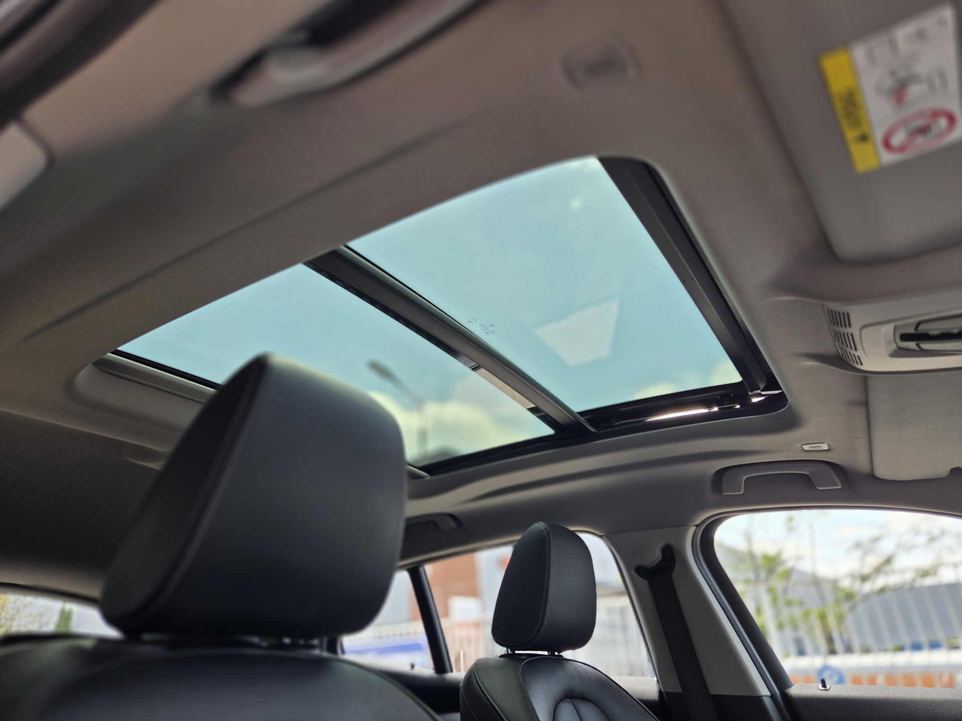 Foto van BMW X2 Xdrive25e