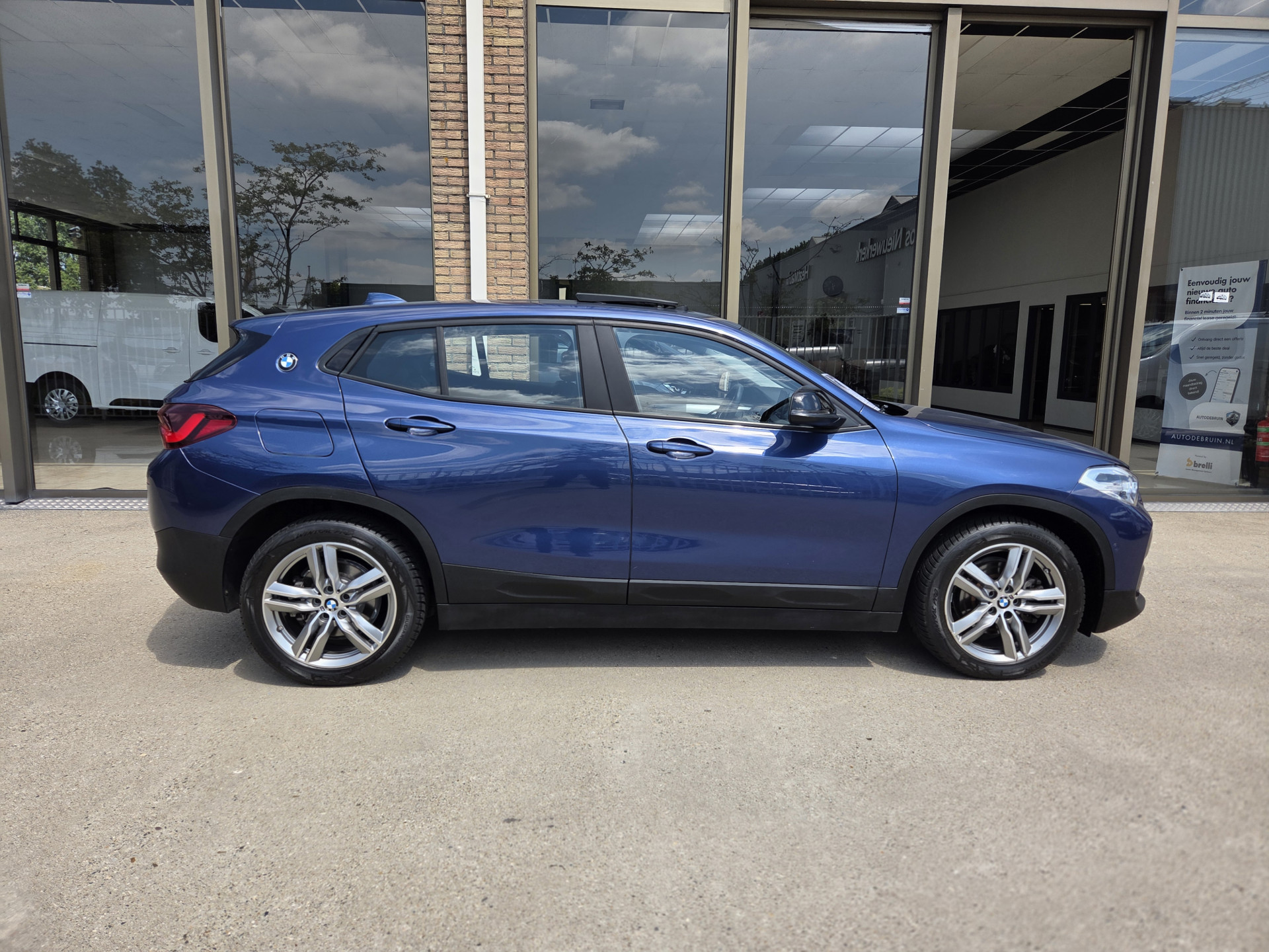 Foto van BMW X2 Xdrive25e