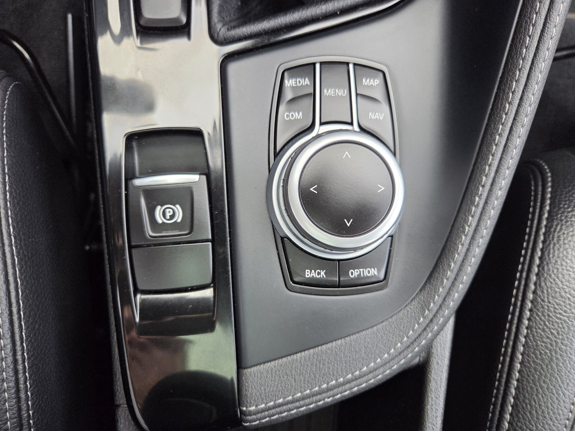 Foto van BMW X2 Xdrive25e