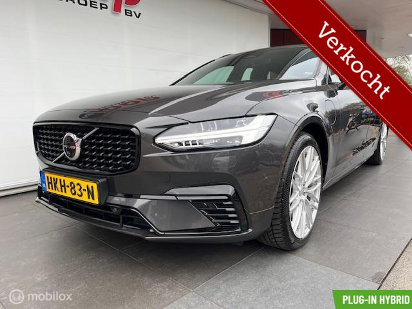 Volvo V90 2.0 T6 AWD R-DESIGN PHEV | GOOGLE NAV | PANO | VOL 2022 - voorkant