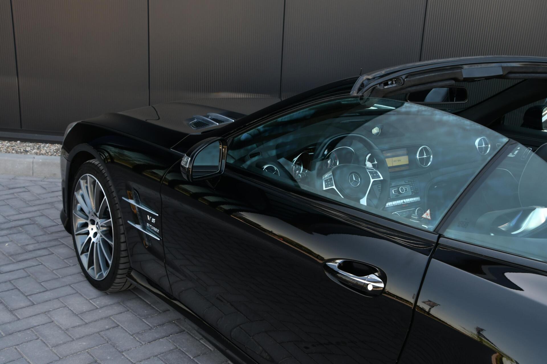 Foto van Mercedes-Benz SL 63 AMG